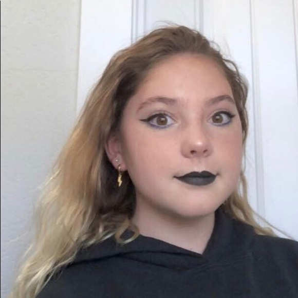 Meet your Posher, Charlotte - Picture 1 of 1